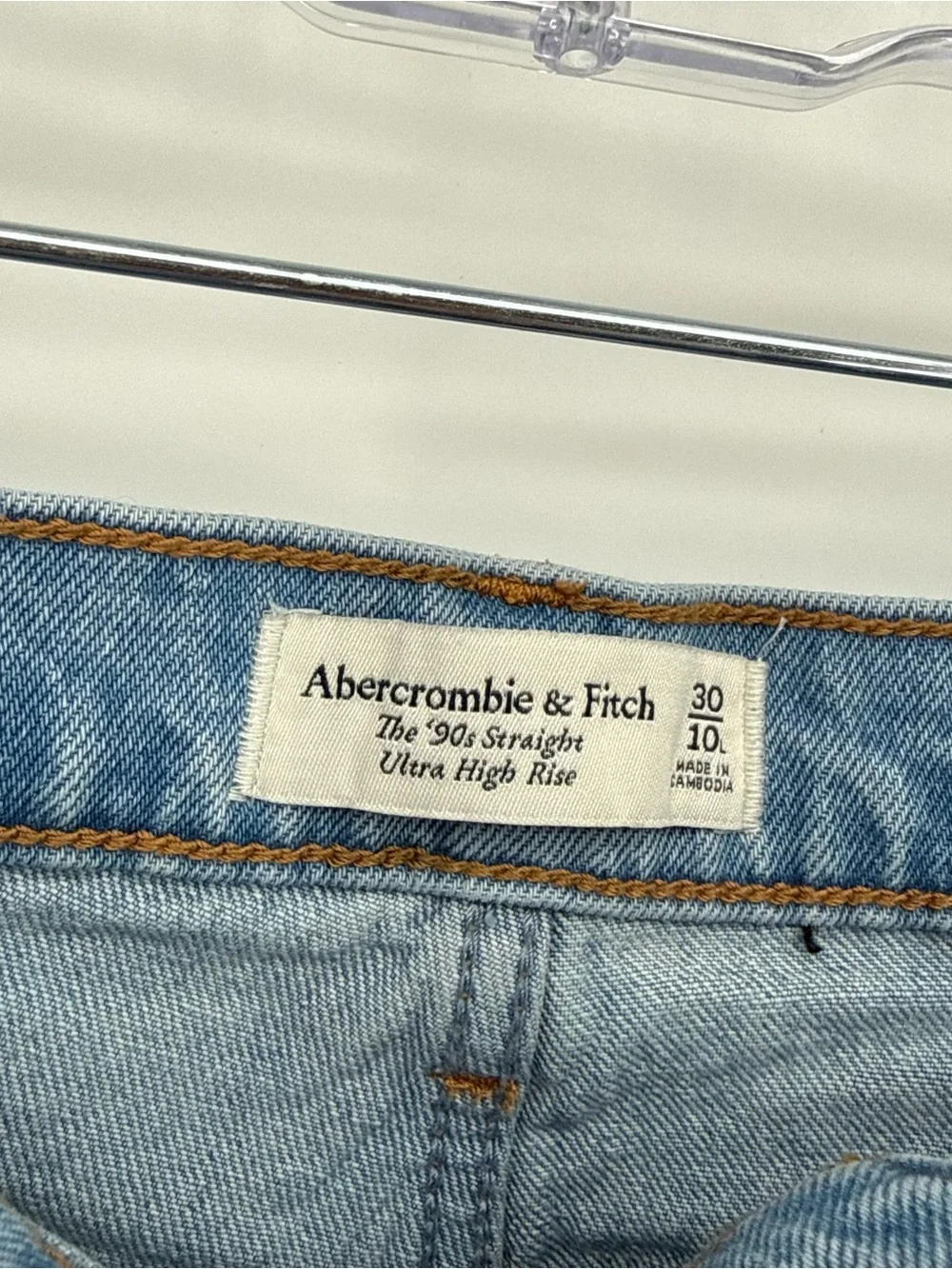 Abercrombie & Fitch size 30